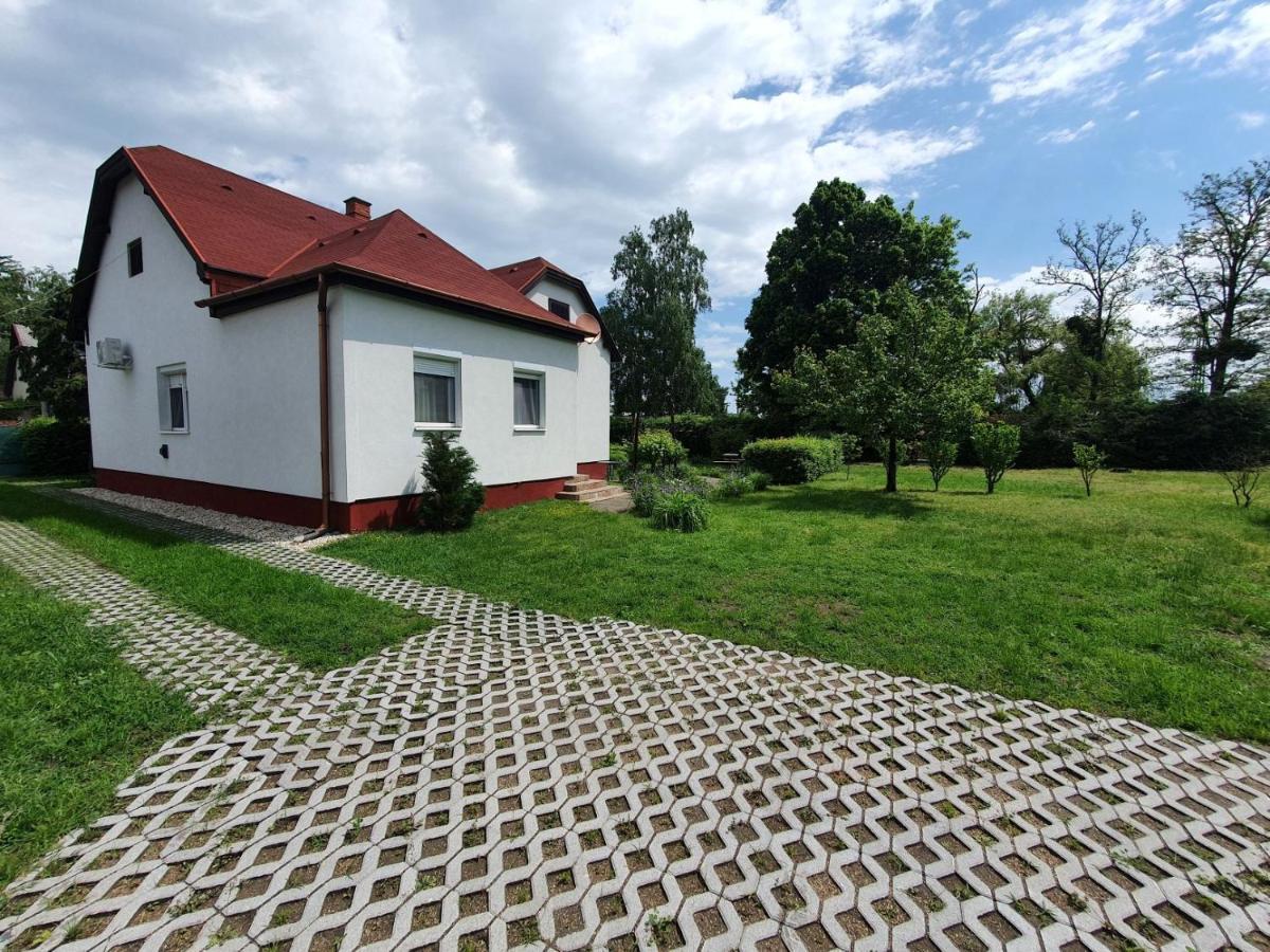 Вілла Fagreci Балатонмаріафюрде Екстер'єр фото